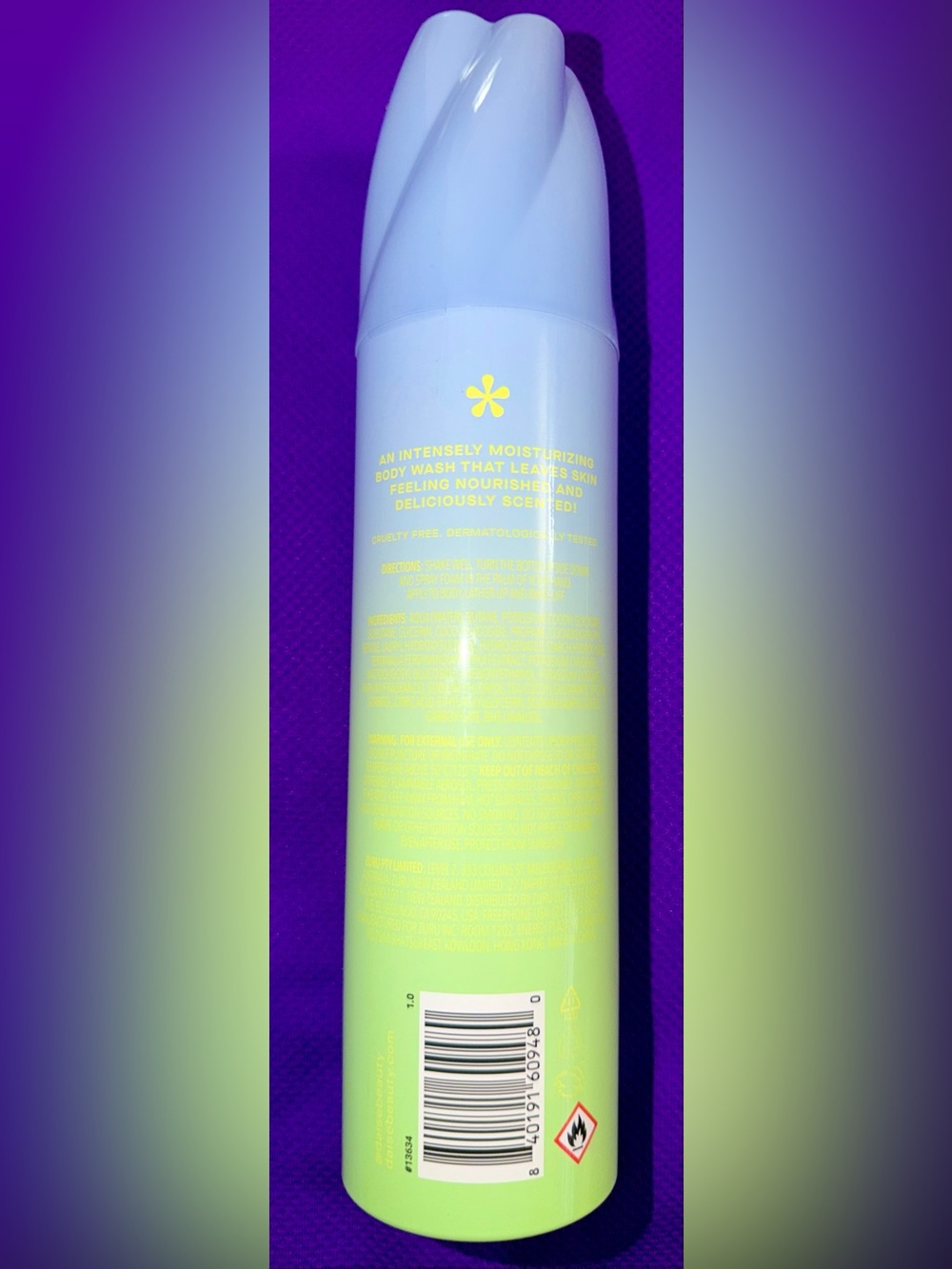 🌼Daisie Coconut Whip Foaming Body Wash — Yellow/White - Picture 2 of 2